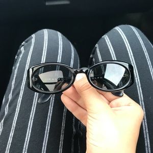 ADORABLE NEW VINTAGE RALPH LAUREN SUNGLASSES
